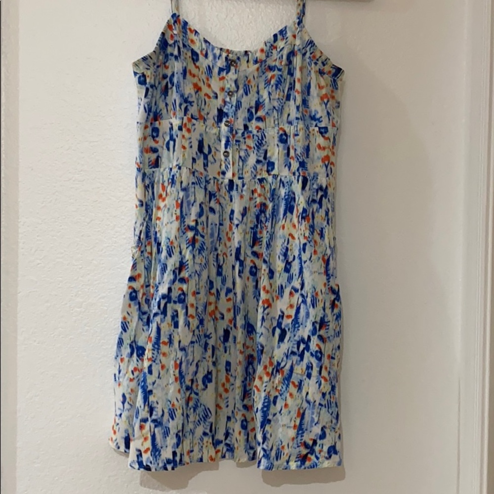 Summer dress with pockets